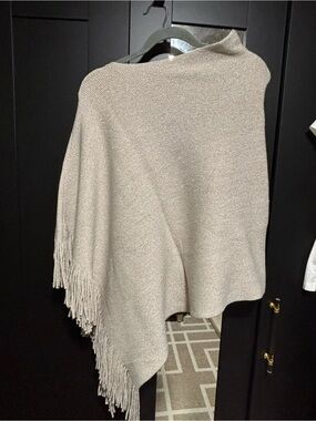 NIC+ZOE Metallic Taupe Fringe Poncho